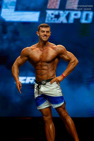 MEN'S PHYSIQUE +179